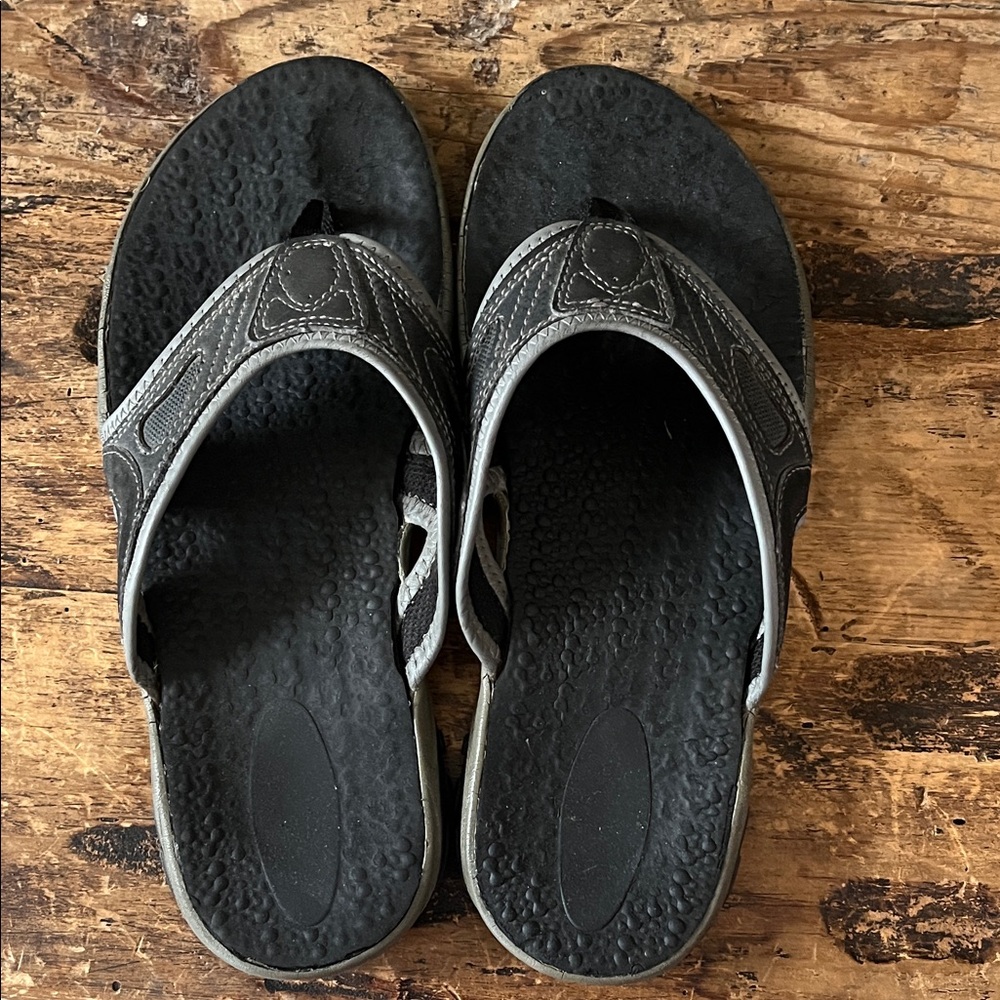 Black & Gray Thong Sandals